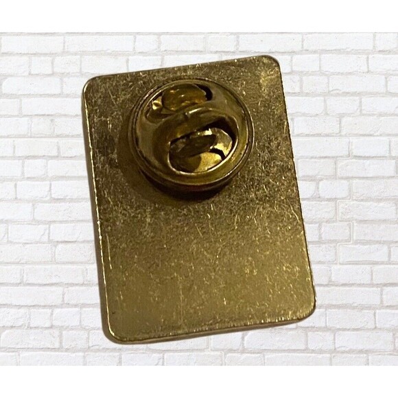 Vintage Ohio A Head Above The Rest Souvenir Pin Hat Lapel Enamel Orange Giraffe - Picture 4 of 4